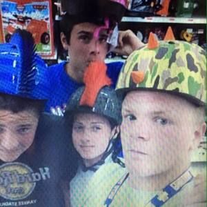 Meet your Posher, Max